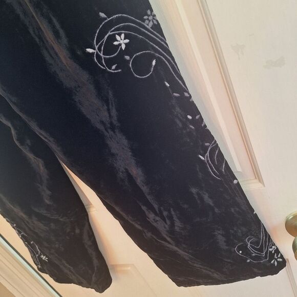 J. Jill Black Velvet Embroidered Wide Leg Pants size 12 Pockets Zip Fly Trousers - Picture 7 of 16